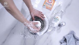 Dusche verstopft: der einfache, natürliche Trick für eine schnelle, wirksame Reinigung